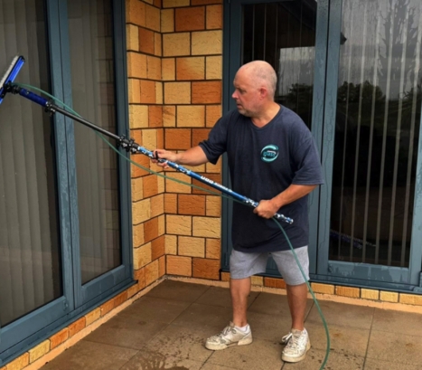 pro-cleaning-outside.jpg
