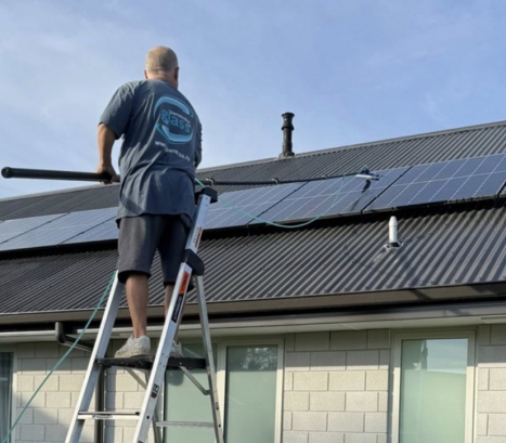 gutter-cleaning-img.jpg